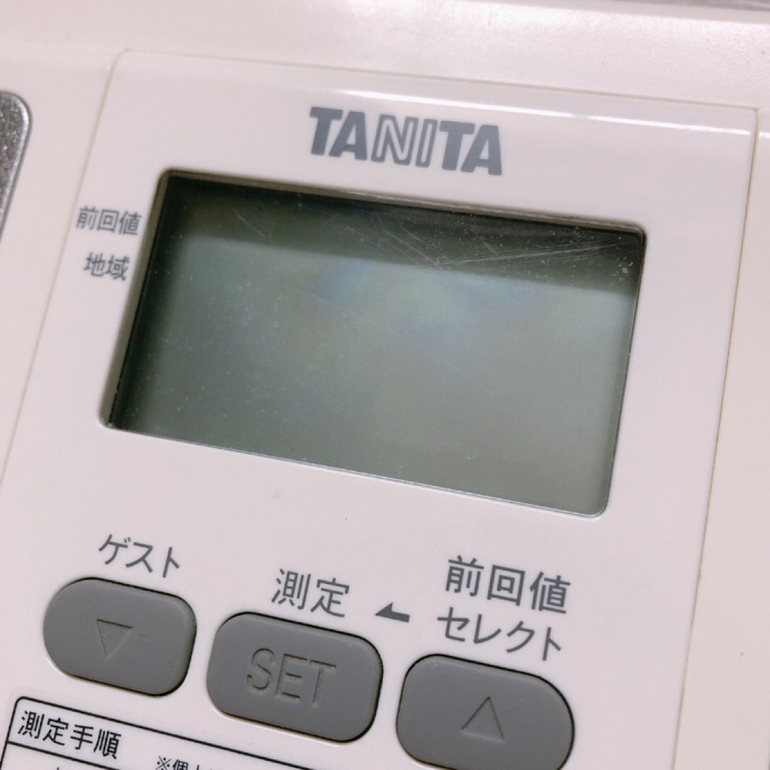 TANITA(タニタ)のタニタ　体重計　体脂肪計 スマホ/家電/カメラの美容/健康(体重計/体脂肪計)の商品写真