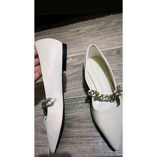 チャールズアンドキース(Charles and Keith)のシューズ(ハイヒール/パンプス)