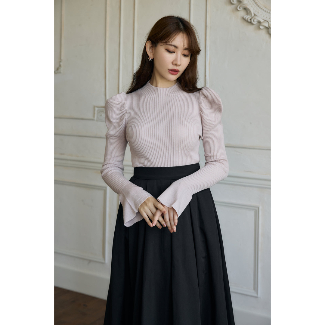 Her lip to Volume Sleeve Rib Knit Top