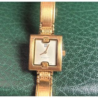 ジバンシィ 腕時計(レディース)の通販 200点以上 | GIVENCHYの