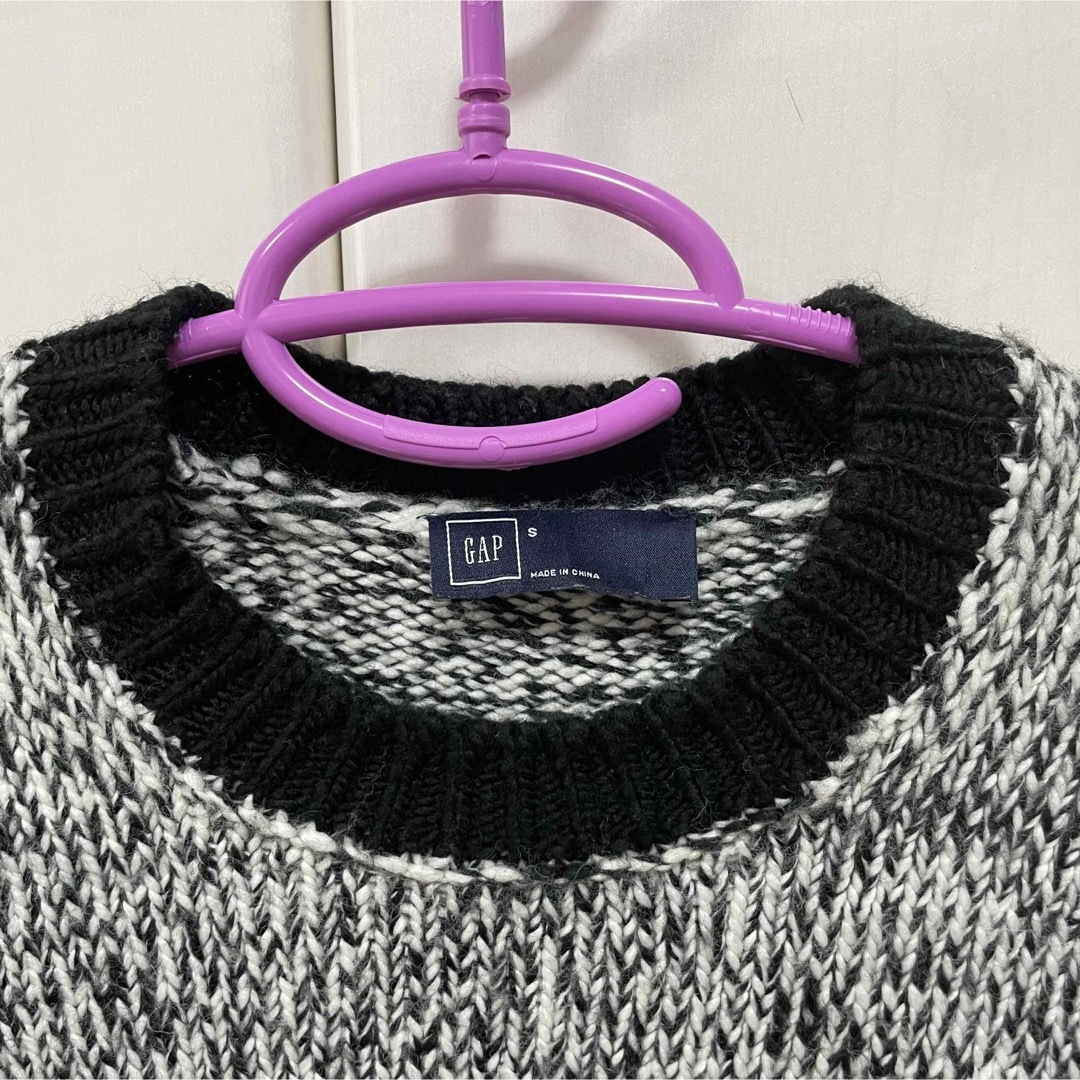 GAP(ギャップ)の美品　ギャップ　セーター　ニット　メンズS GAP メンズのトップス(ニット/セーター)の商品写真