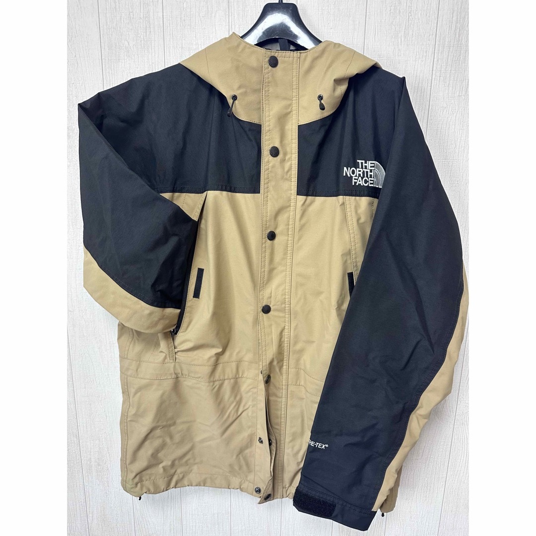 THE NORTH FACE Mountain Light Jacket 3