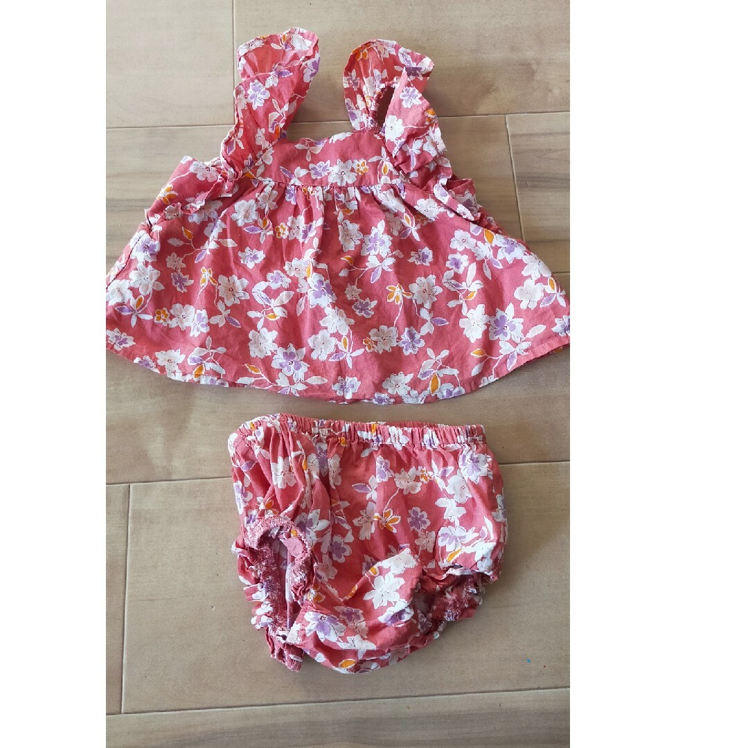 babyGAP(ベビーギャップ)のGAP ベビー　ワンピース 6-12m セット キッズ/ベビー/マタニティのベビー服(~85cm)(ワンピース)の商品写真