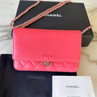 シャネル(CHANEL)のシャネルCHANEL チェーンウォレット　ピンク(ウォレットチェーン)