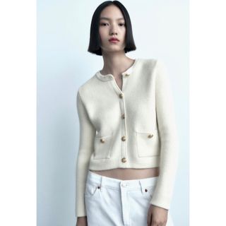 ザラ(ZARA)のゴールドボタンニットカーディガン(カーディガン)