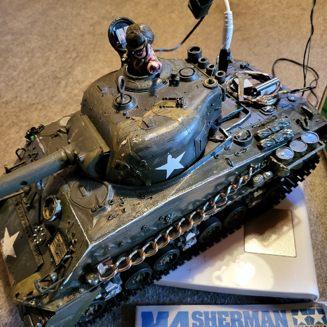 1/16　M4シャーマン戦車 エンタメ/ホビーのおもちゃ/ぬいぐるみ(模型/プラモデル)の商品写真