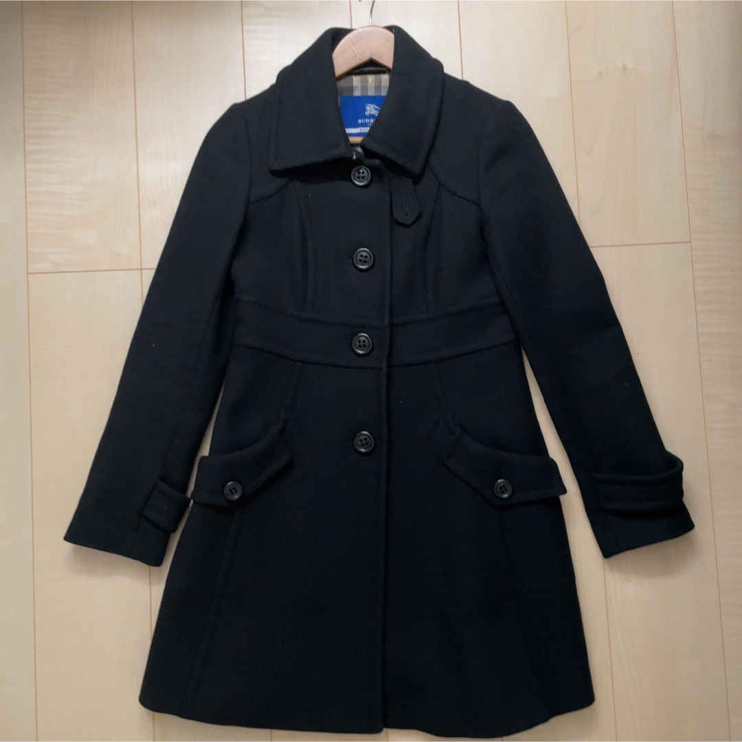 BURBERRY BLUE LABEL(バーバリーブルーレーベル)の【値下げ】バーバリーブルーレーベル /ウールコート黒　38サイズ レディースのジャケット/アウター(ロングコート)の商品写真