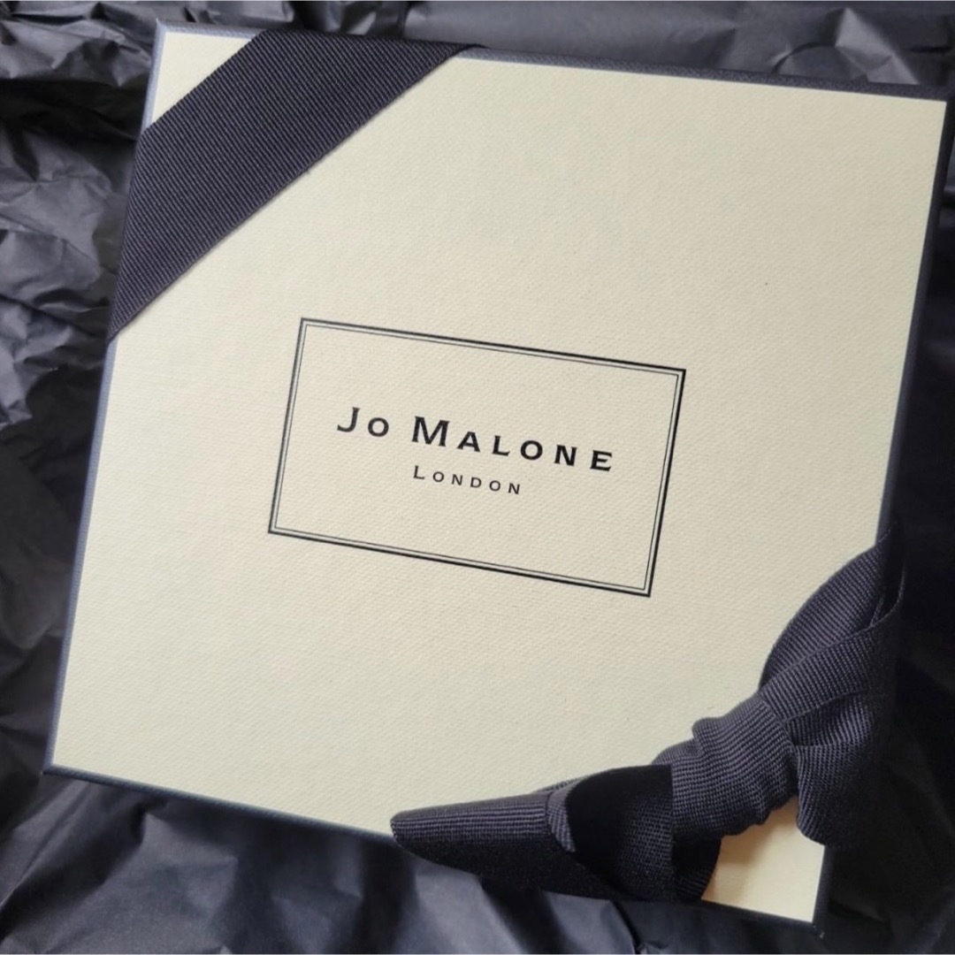 Jo Malone(ジョーマローン)の【 ジョー マローン ロンドン 】ボディクレーム ライム バジル コスメ/美容のボディケア(ボディクリーム)の商品写真