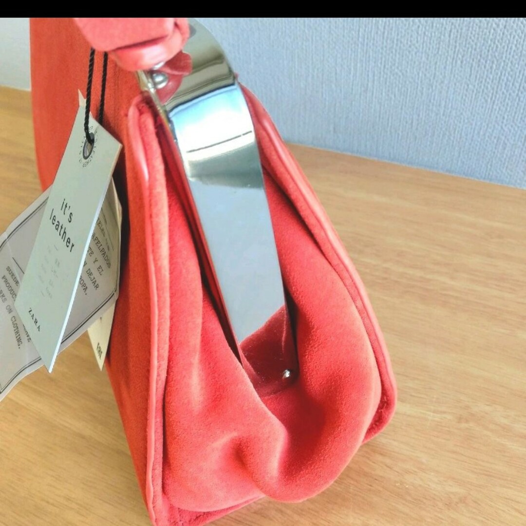 ZARA(ザラ)のZARA レザーのバッグ レディースのバッグ(ハンドバッグ)の商品写真