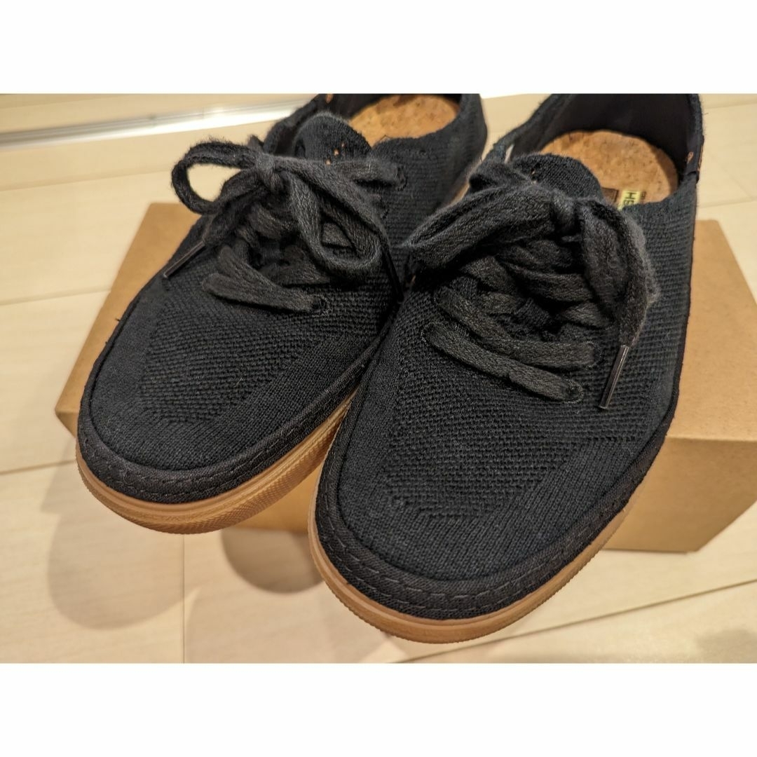 VANS(ヴァンズ)の⏩美品・同一出品なし⏪【VANS】CIRCLE VEE／VN0A4BWLB9M メンズの靴/シューズ(スニーカー)の商品写真