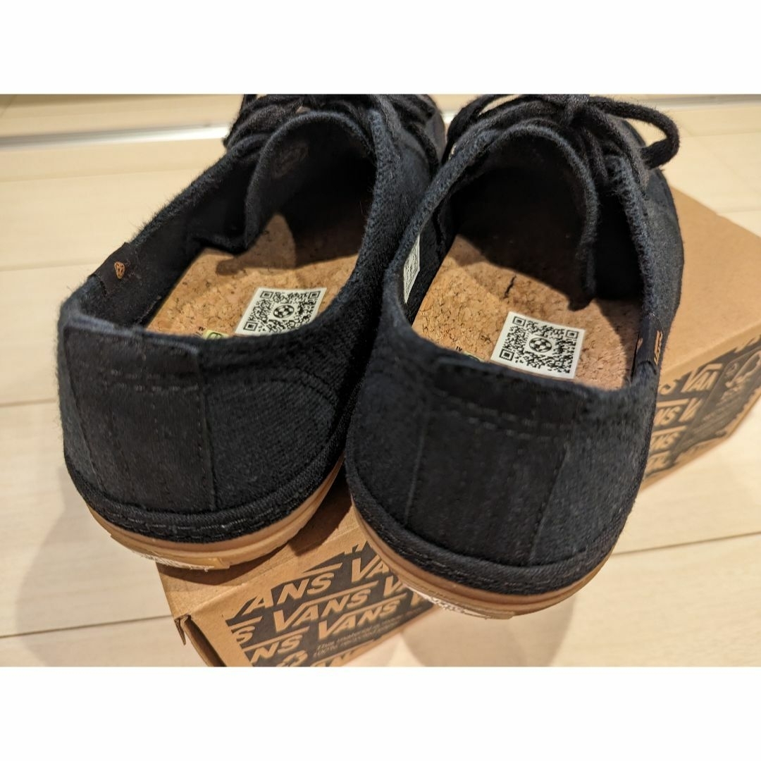 VANS(ヴァンズ)の⏩美品・同一出品なし⏪【VANS】CIRCLE VEE／VN0A4BWLB9M メンズの靴/シューズ(スニーカー)の商品写真