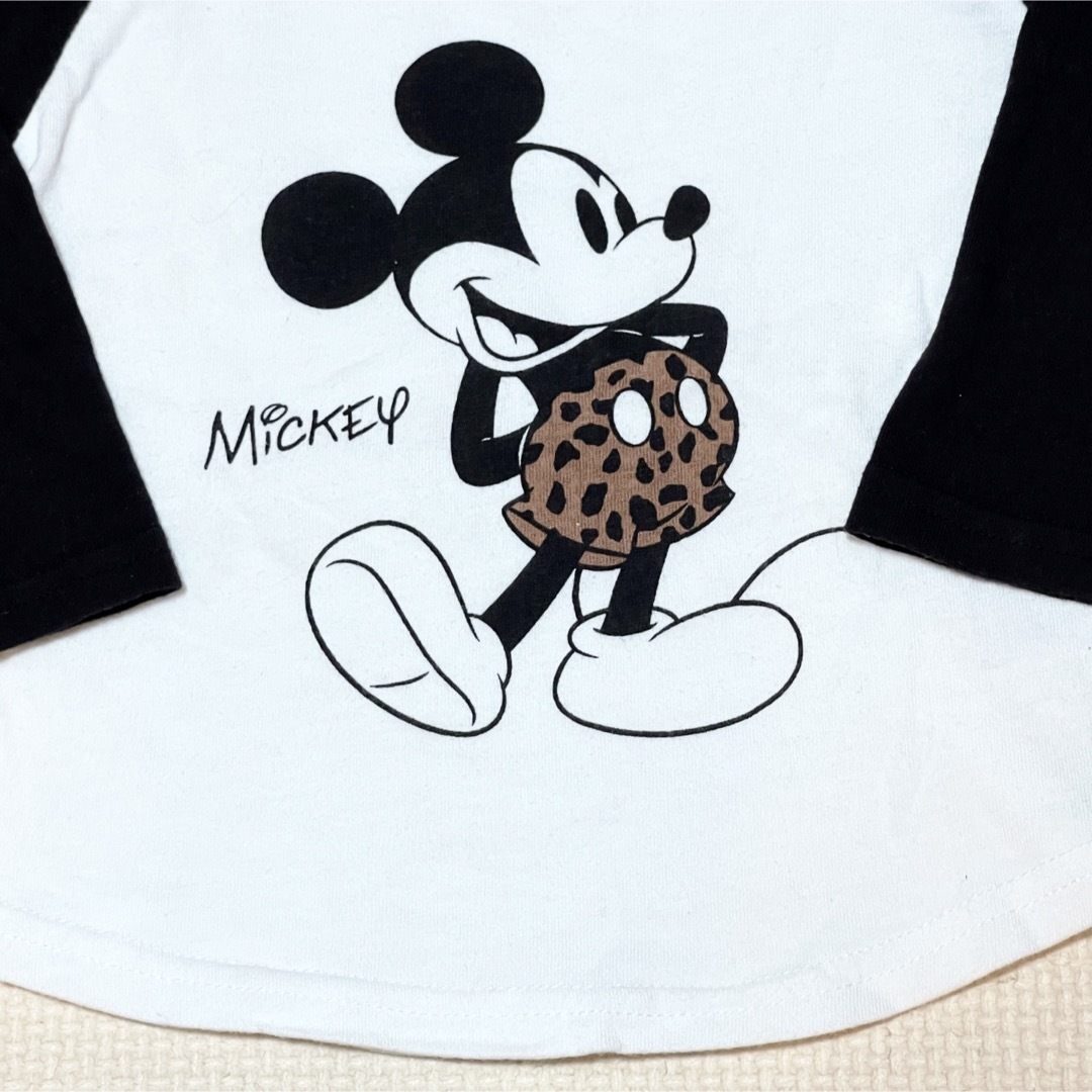 BABYDOLL(ベビードール)のBABY DOLL Disney コラボ ミッキー ラグラン ロンT 80 黒 キッズ/ベビー/マタニティのベビー服(~85cm)(Ｔシャツ)の商品写真