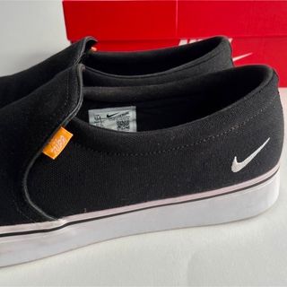 美品  NIKE コートロイヤル AC SLP 27.5、28cm ユニセックス