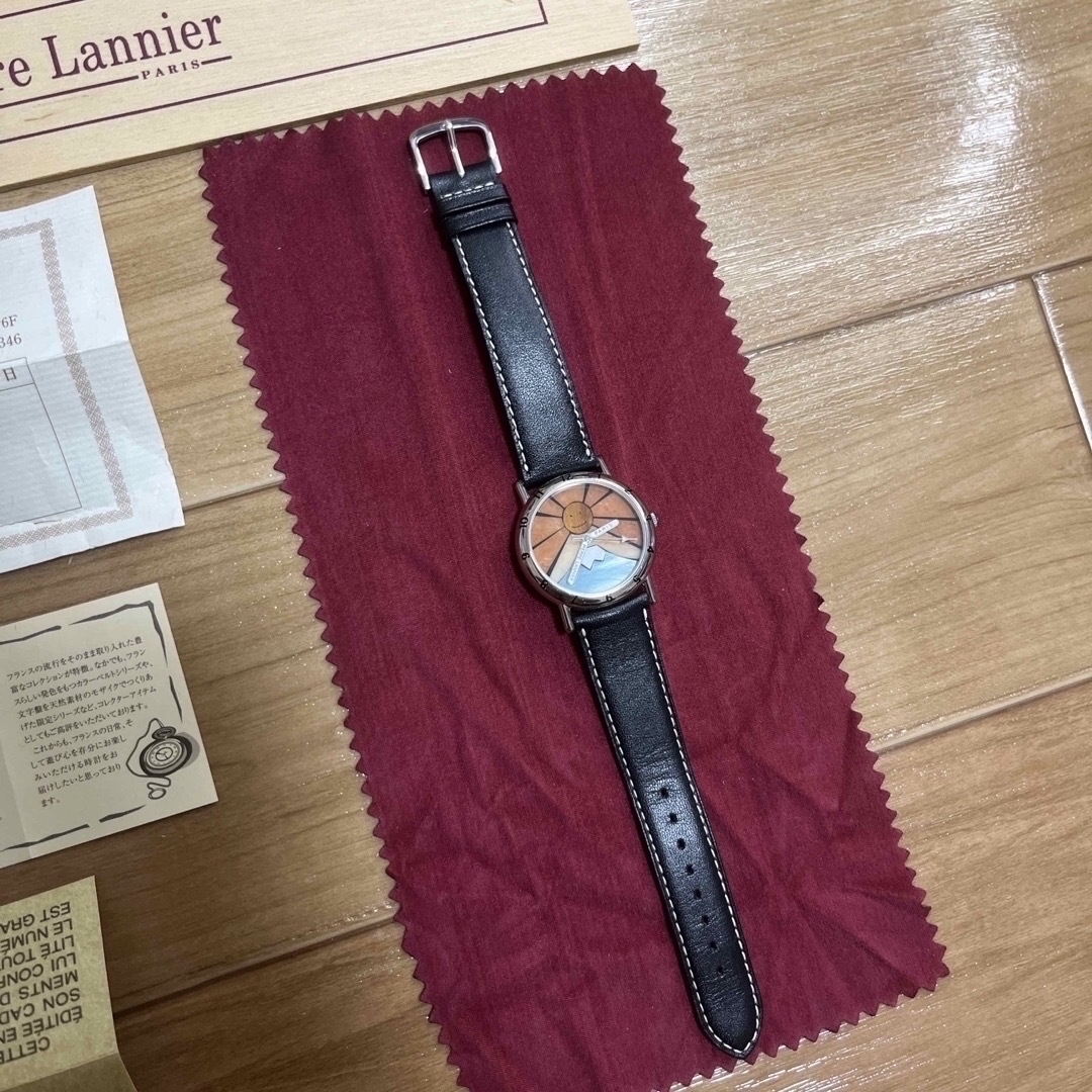 Pierre Lannier(ピエールラニエ)の腕時計　ピエールラニエ×さくらももこ　富士山　数量限定品 レディースのファッション小物(腕時計)の商品写真