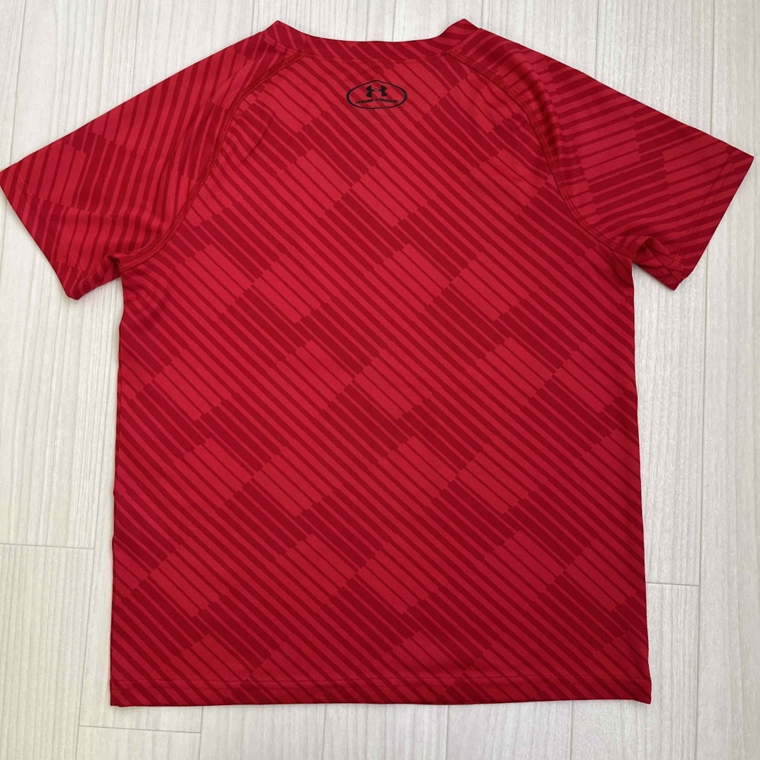 UNDER ARMOUR(アンダーアーマー)のUNDER ARMOR  Tシャツ140㎝　 キッズ/ベビー/マタニティのキッズ服男の子用(90cm~)(Tシャツ/カットソー)の商品写真