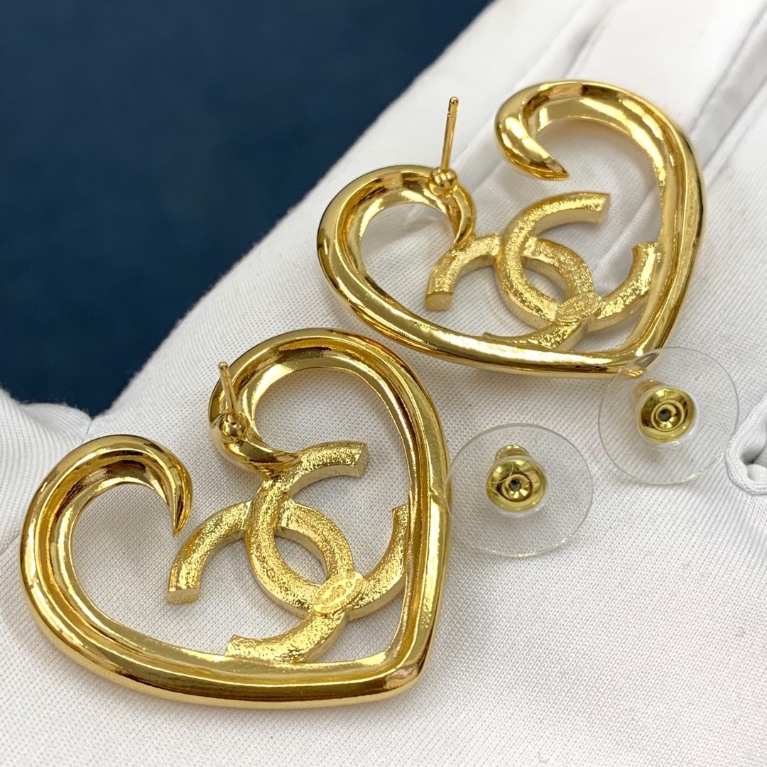 CHANEL - シャネル ピアス ココマーク ハート F23 ラインストーン 金属