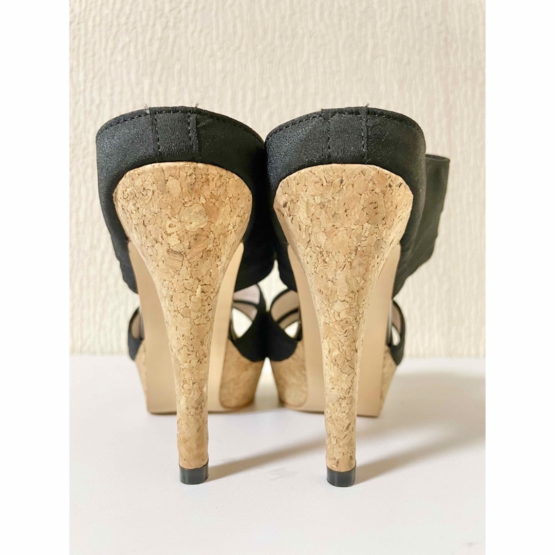 Diable baiser(ディアブルベーゼ)の美品　ディアブルベーゼ　11cmヒール　厚底ブラックサンダルサイズ25.5cm レディースの靴/シューズ(サンダル)の商品写真