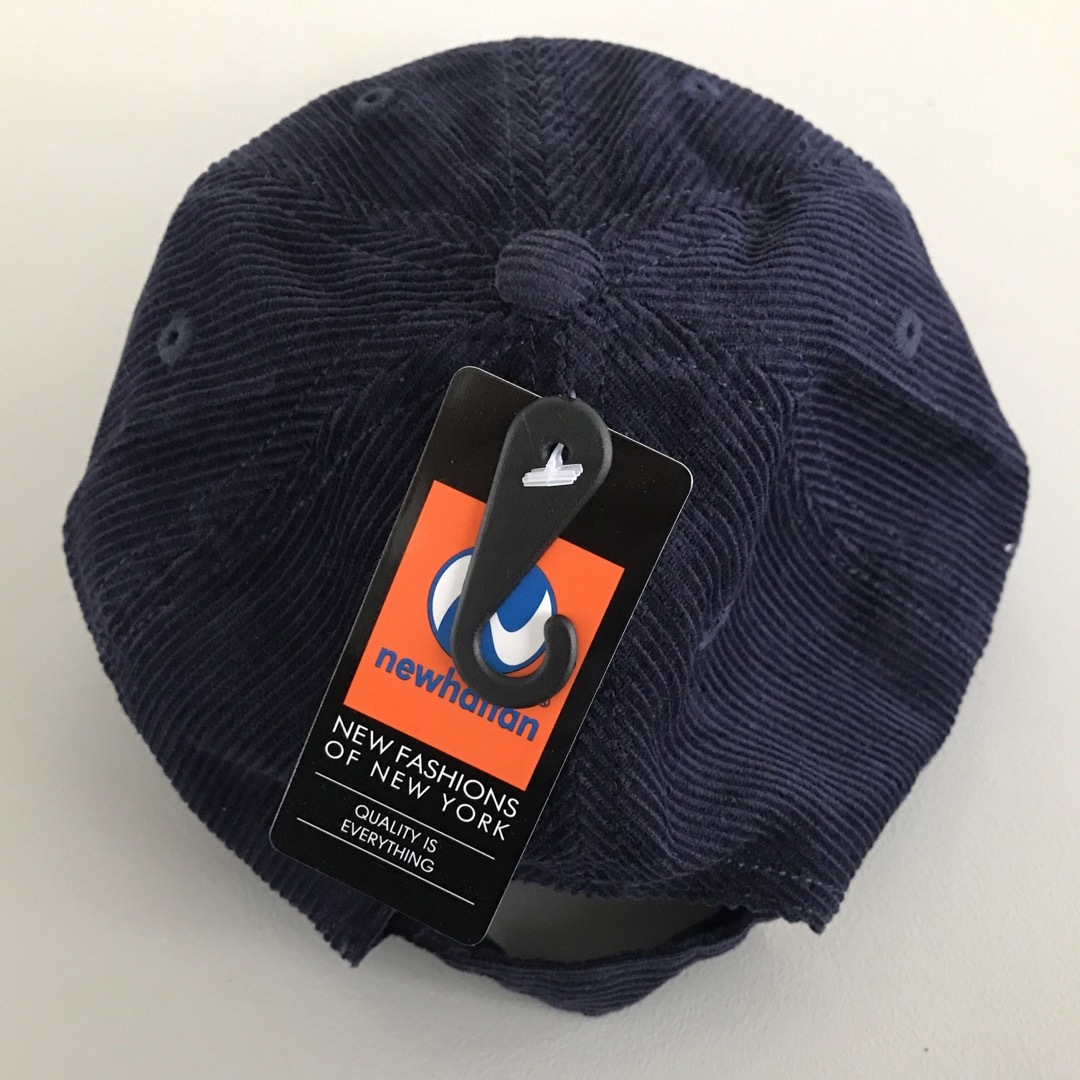 newhattan(ニューハッタン)の新品未使用 ニューハッタン コーデュロイキャップ メンズレディース 紺 ネイビー レディースの帽子(キャップ)の商品写真
