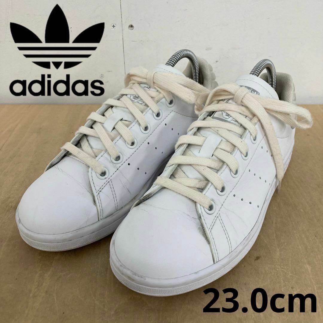 【モルモ様専用】adidas originals スタンスミス 23.0cm レディースの靴/シューズ(スニーカー)の商品写真