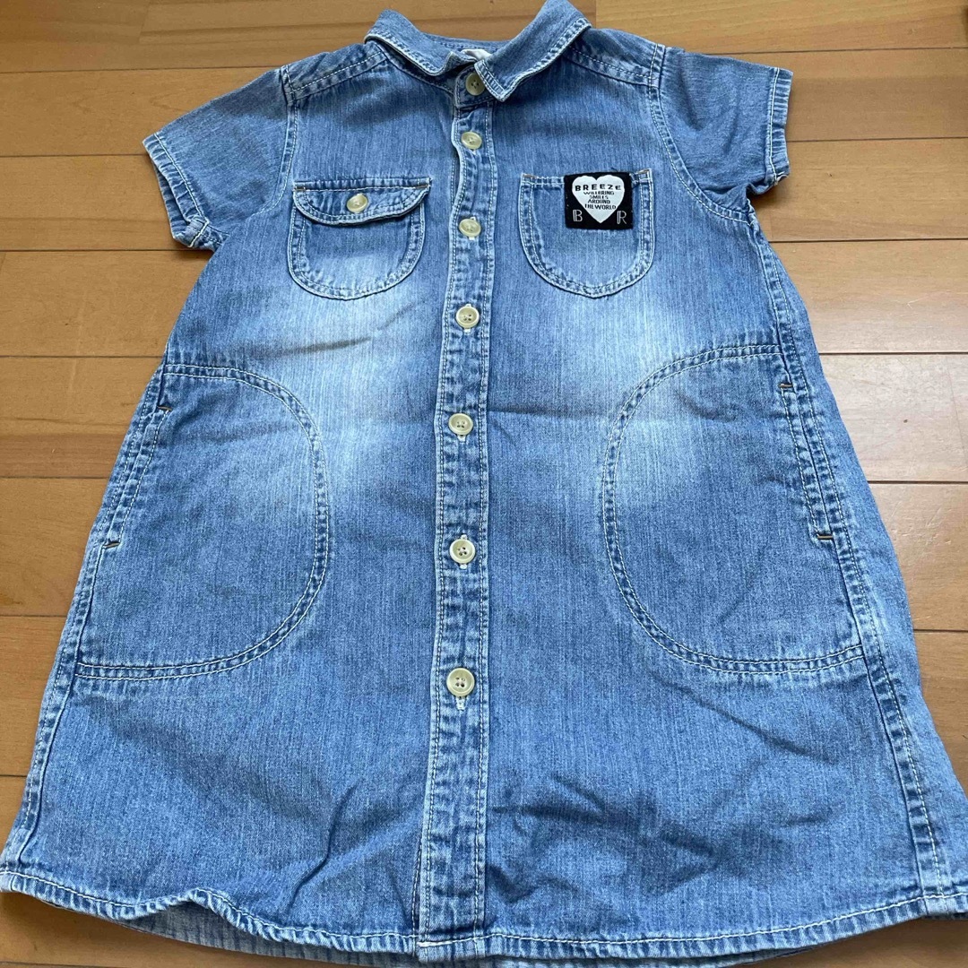 BREEZE(ブリーズ)のBREEZE100cmデニムシャツワンピ キッズ/ベビー/マタニティのキッズ服女の子用(90cm~)(ワンピース)の商品写真