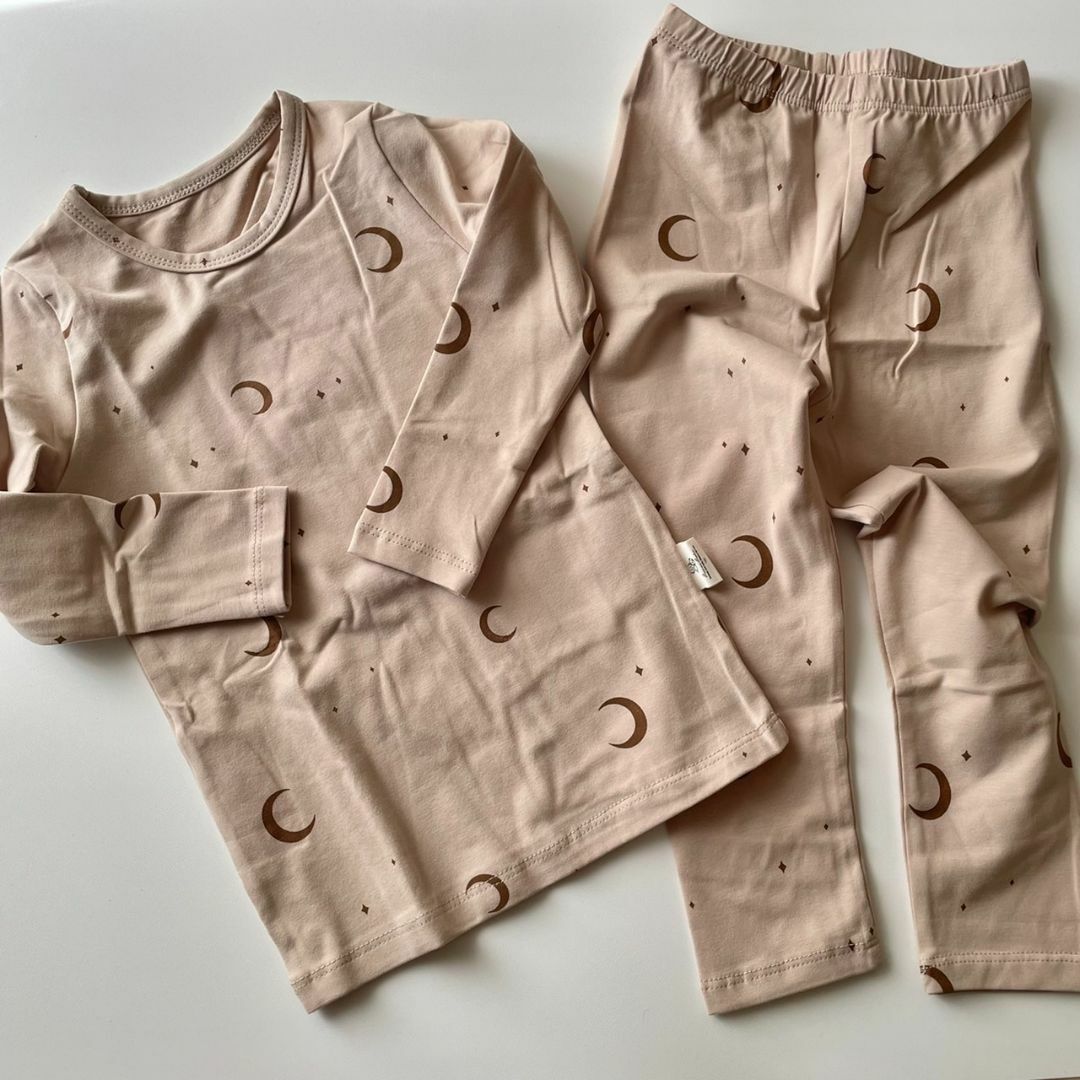 BREEZE(ブリーズ)のcotton pajamas   キッズパジャマ　ベビーパジャマ　新品 キッズ/ベビー/マタニティのキッズ服男の子用(90cm~)(パジャマ)の商品写真