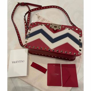 ヴァレンティノ(VALENTINO)の❤️VALENTINOショルダーバック❤️(ショルダーバッグ)