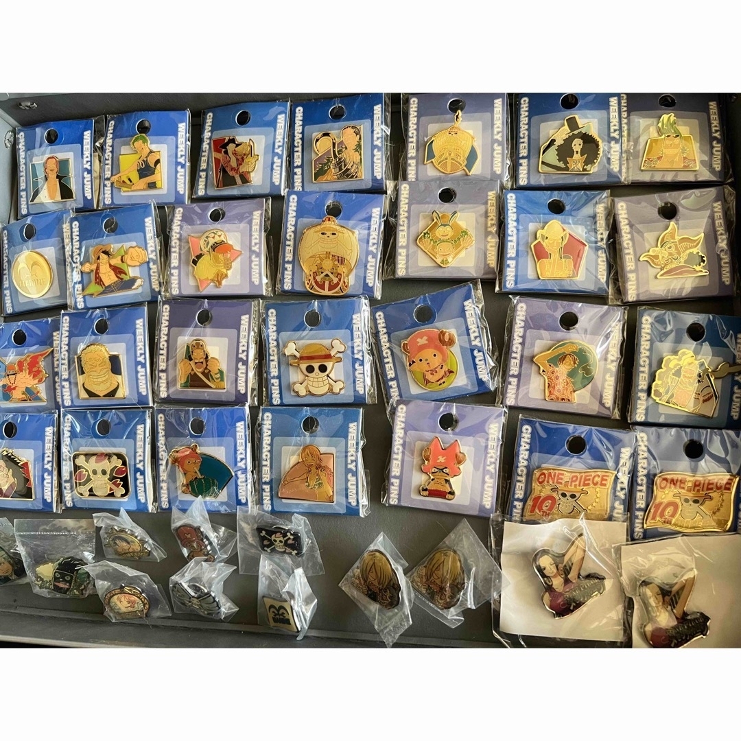 集英社 - ONE PIECE ピンバッジ 40個セットの通販 by SEA*SHOP
