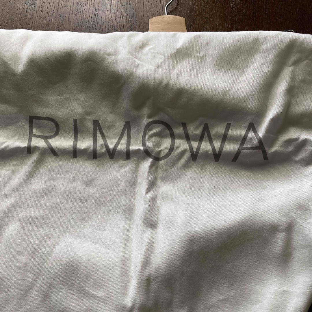 RIMOWA(リモワ)のRIMOWA ホワイト　巾着　保存袋　特大 メンズのバッグ(その他)の商品写真