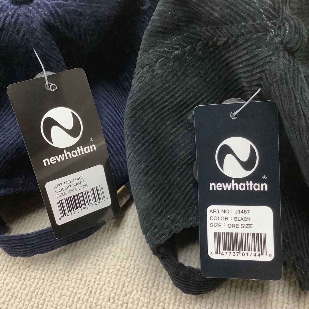 newhattan(ニューハッタン)の新品未使用 ニューハッタン コーデュロイキャップ メンズレディース 紺黒 2個 レディースの帽子(キャップ)の商品写真