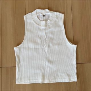 ユニクロ(UNIQLO)のUNIQLO タンクトップ(タンクトップ)