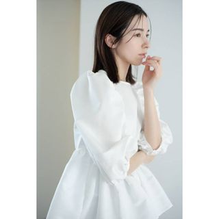 【美品】maison de Dolce ボリュームスリーブブラウス【white】(シャツ/ブラウス(長袖/七分))