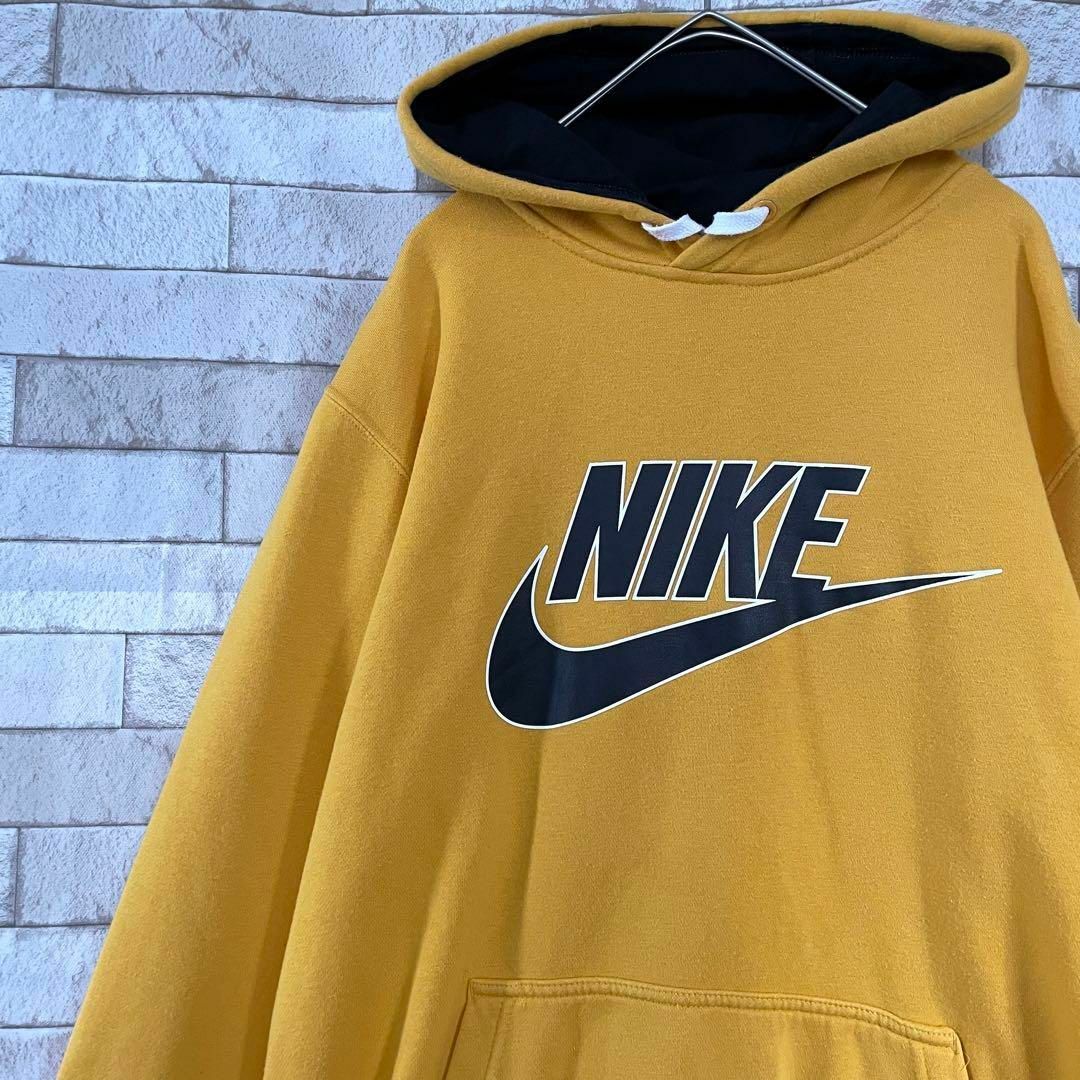 NIKE ナイキ パーカー プルオーバー センタープリント 裏起毛 イエロー L-