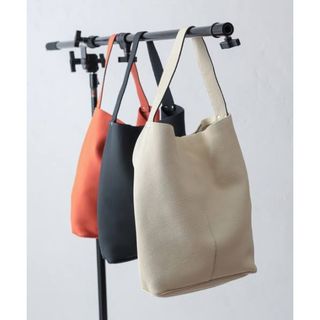 イッチ(ITTI)のITTI MARY BUCKET SHOULDER / DIPLO SKY(ショルダーバッグ)