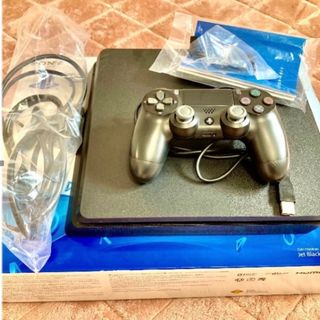 プレイステーション4(PlayStation4)の【１ＴＢ】PS4 CUH-2200B B01(家庭用ゲーム機本体)