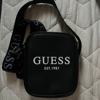 ゲス(GUESS)のGUESS ショルダーバッグ(ショルダーバッグ)