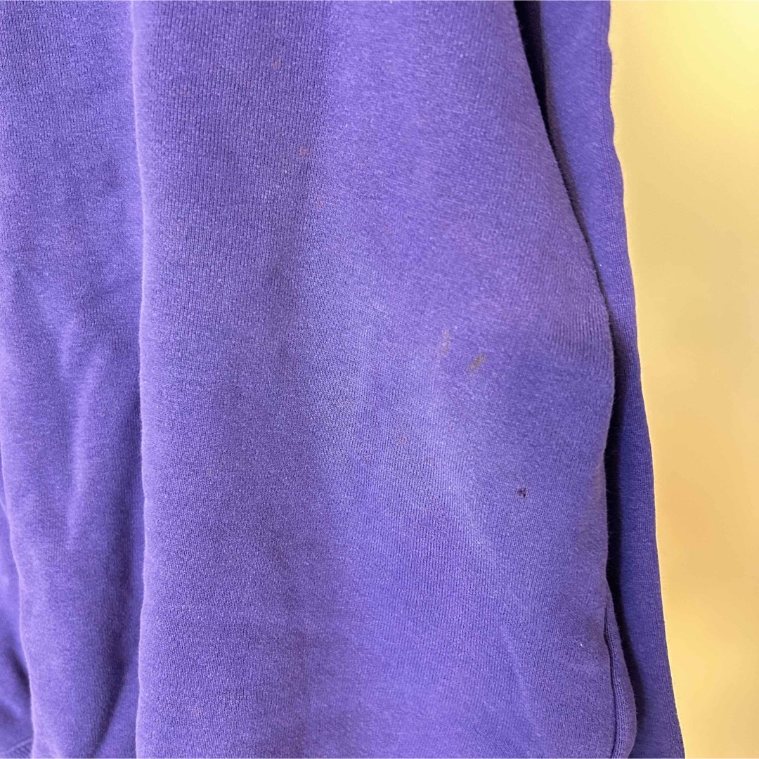 Yves Saint Laurent(イヴサンローラン)の古着　90s イヴ サンローラン デカロゴスウェット 刺繍 ヴィンテージ　紫　M レディースのトップス(トレーナー/スウェット)の商品写真