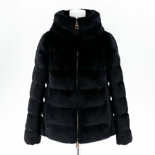 今季新作 新品 HERNO ヘルノ 11万 ブラック 38 ダウン M