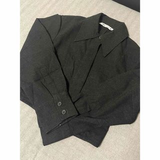 ザラ(ZARA)のZARA クロプド シャツ ジャケット グレー(シャツ/ブラウス(長袖/七分))