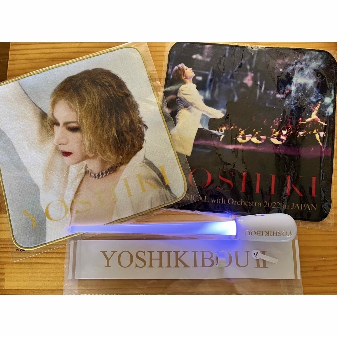 YOSHIKIクラシカルハンドタオル2枚、キーホルダー、YOSHIKIBOU。