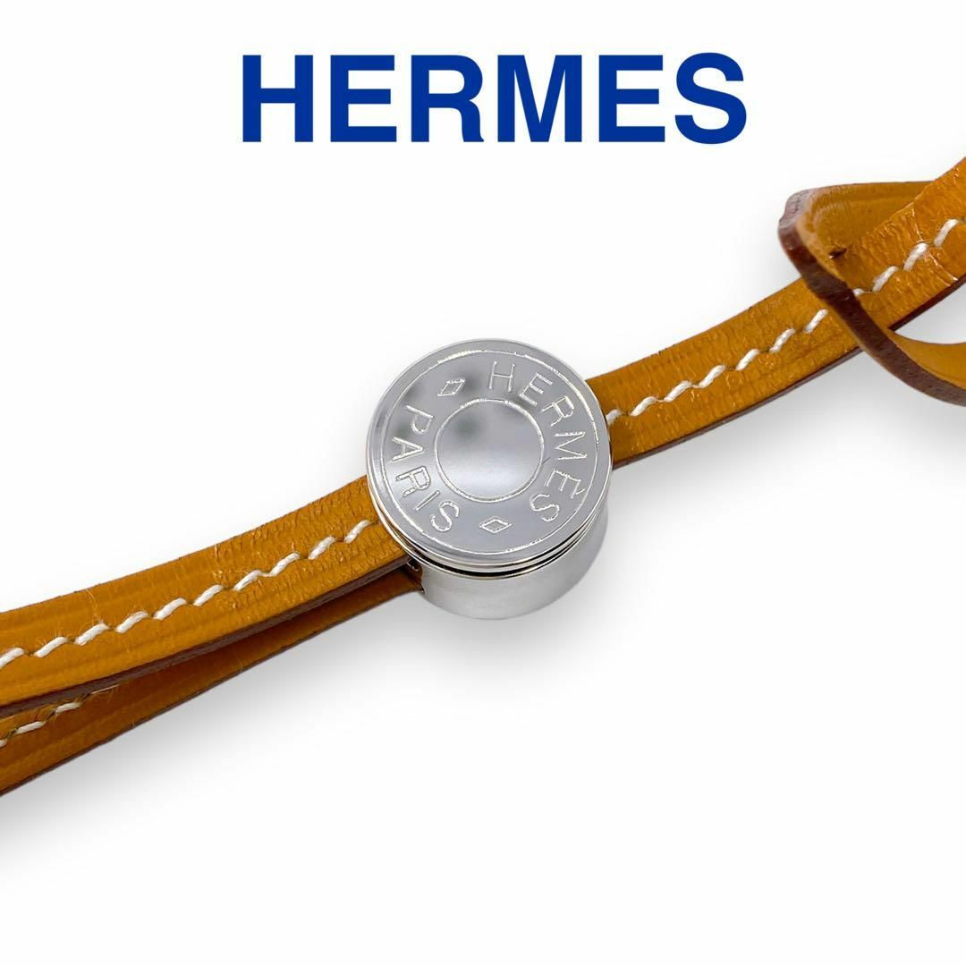 Hermes(エルメス)のエルメス グローブホルダー チャーム セリエ ノエ レザー レディース ブラウン レディースのアクセサリー(チャーム)の商品写真