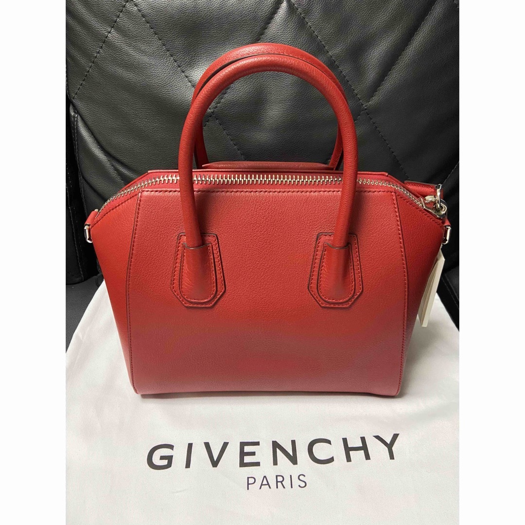 GIVENCHY - 【再値下げ】GIVENCHY アンディゴナバッグ【新品未 GIVENCHY - 【再値下げ】GIVENCHY アンディゴナバッグ【新品未