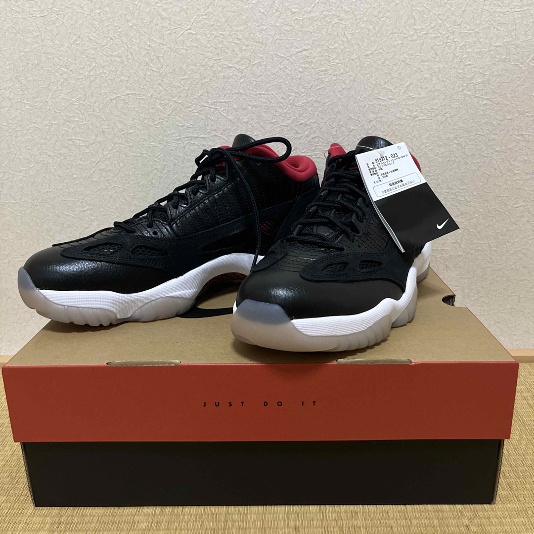 NIKE AIR JORDAN 11 LOW IE  BRED