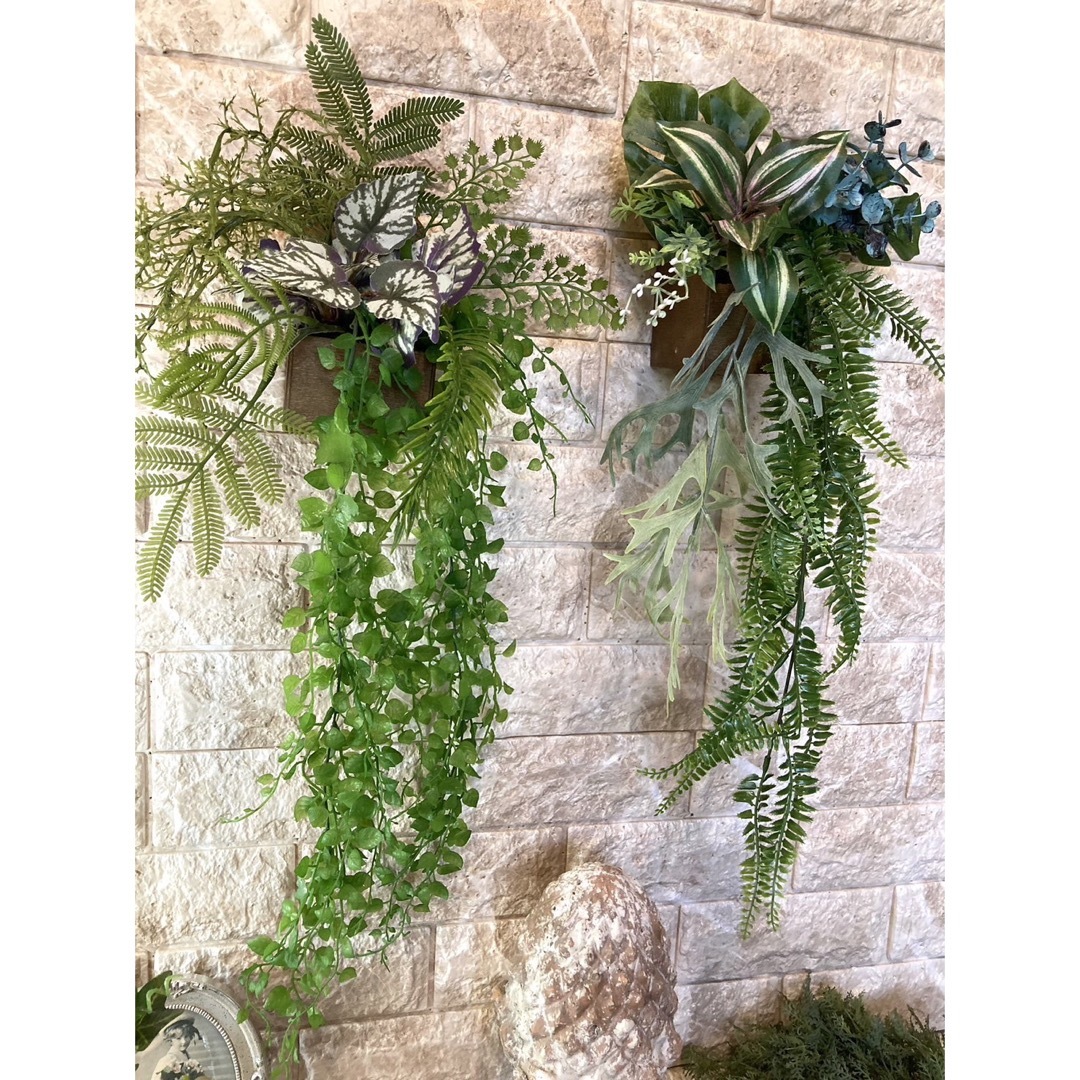 光触媒　人工観葉植物　ウォールグリーン　フェイクグリーン　壁掛けウッド２個セット インテリア/住まい/日用品のインテリア小物(壁掛けミラー)の商品写真