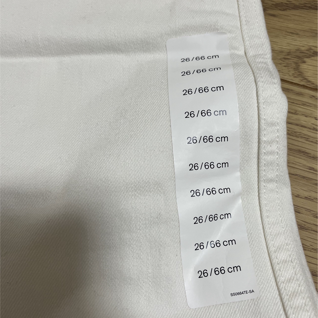 UNIQLO(ユニクロ)のユニクロu バギージーンズ オフホワイト  レディースのパンツ(バギーパンツ)の商品写真