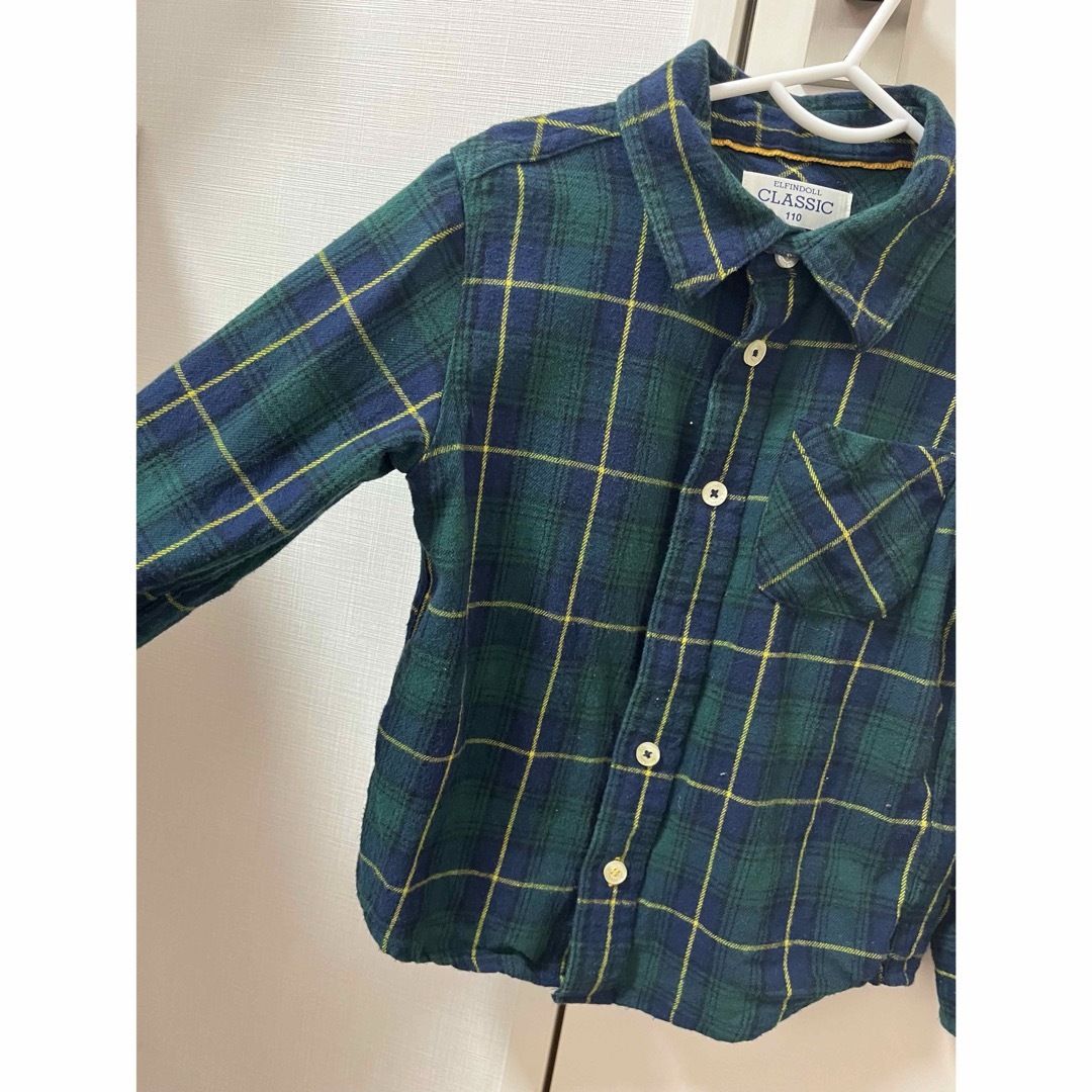 チェックシャツ　110 キッズ/ベビー/マタニティのキッズ服男の子用(90cm~)(Tシャツ/カットソー)の商品写真