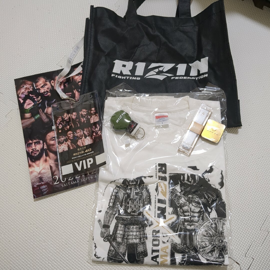 RIZIN VIP席特典　RIZIN40 チケットのスポーツ(格闘技/プロレス)の商品写真