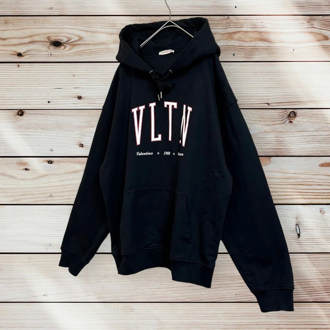 1 VALENTINO ブラック VLTN ロゴプリント パーカー size M