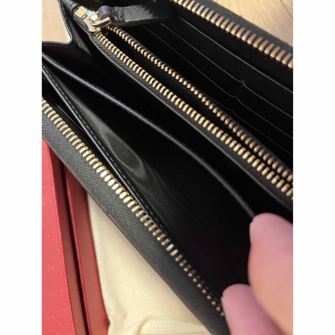 【超美品‼️】VALENTINO ヴァレンティノ　スタッズ　長財布