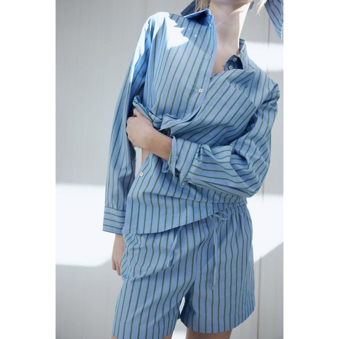 【完売商品】ZARA ストライプ柄オーバーサイズシャツ ストライプシャツ 空色