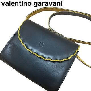 valentino garavani ショルダーバッグ　ポシェット　クロスボディ